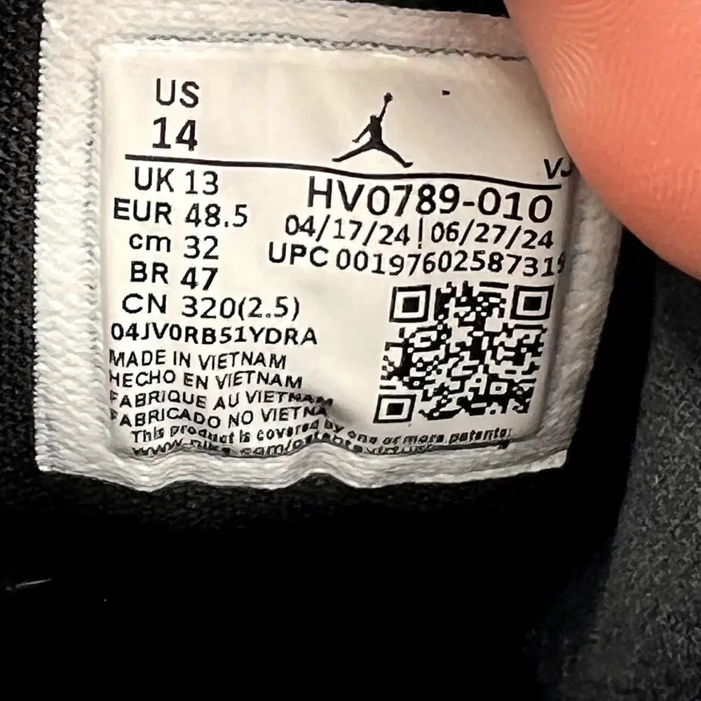 JORDAN 1 Mid SE 